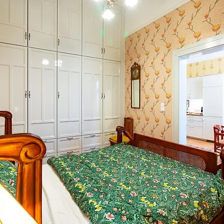 Luxury Art Nouveau Next To Parliament Building Διαμέρισμα *