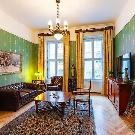 Luxury Art Nouveau Next To Parliament Building Διαμέρισμα